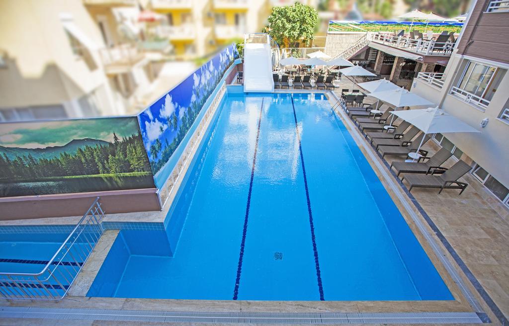 Comet De Luxe Marmaris Værelse billede